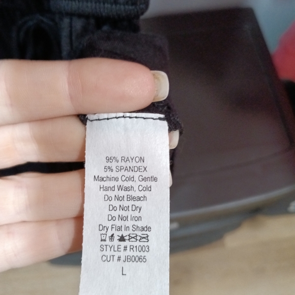 Woman's romper - Picture 5 of 6